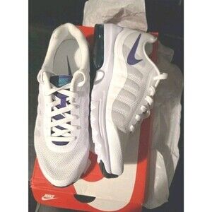 Nike AIR Max Invigor Print White Court Purple Training Sneakers Women's Sz 9